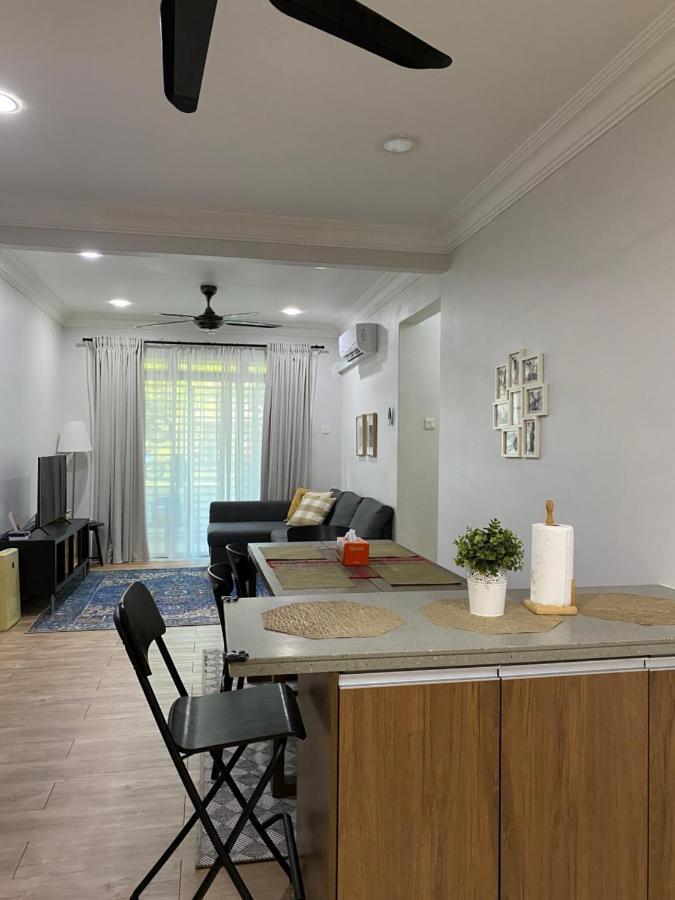 Homestay Hana Senawang Seremban Exterior foto